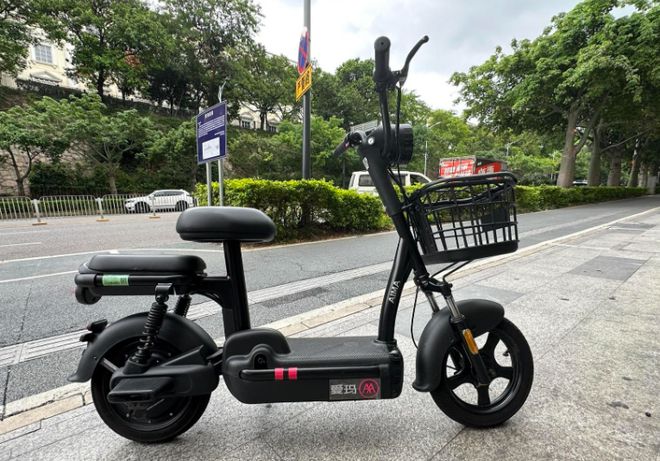 2500元预算是买大品牌电动自行车还是选择小品牌电动摩托车？(图1)