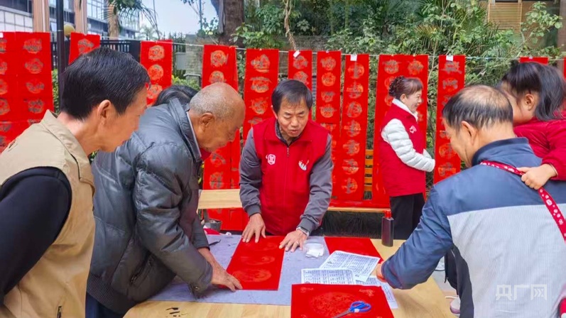 春联与坚守：留深志愿者的忙碌腊月(图1)