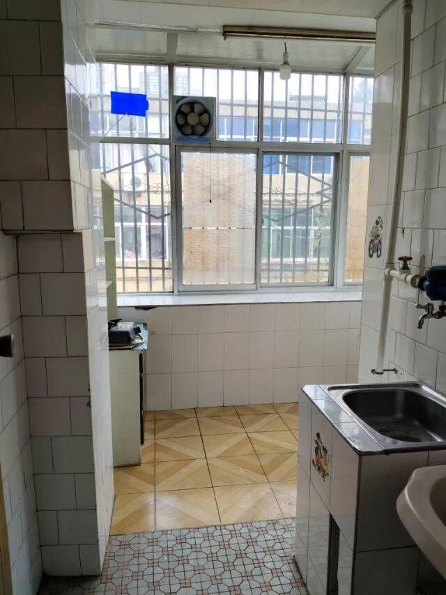 3月5日渭南：在老街捡到一副爱玛电动车钥匙如图。请大家转发。(图5)